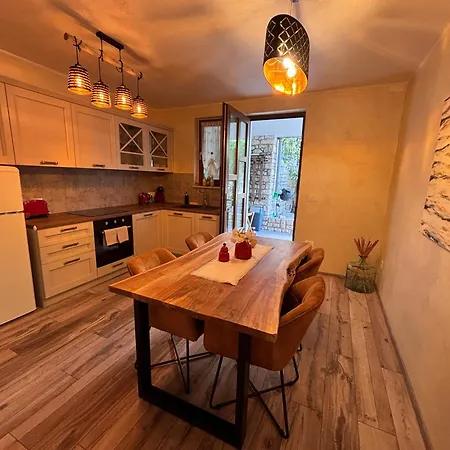 Amor, Flat With Private Hot Tub, Breathtaking Views And Free Parking In A Garage, Bookable Year Round, Also Take A Look At Our Flat Coccolina Apartman