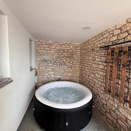 Amor-Sea View Apartment With Private Hot Tub And Sauna Rabac