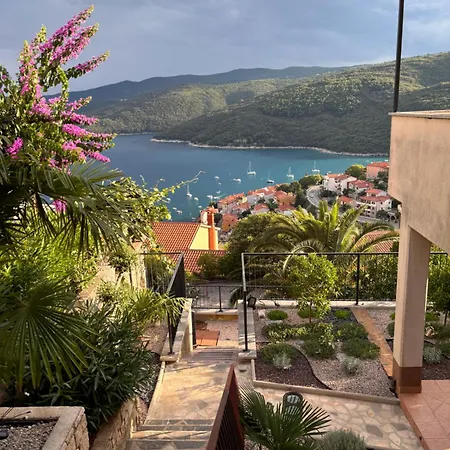 Apartment Amor, Flat With Private Hot Tub, Breathtaking Views And Free Parking In A Garage, Bookable Year Round, Also Take A Look At Our Flat Coccolina Rabac
